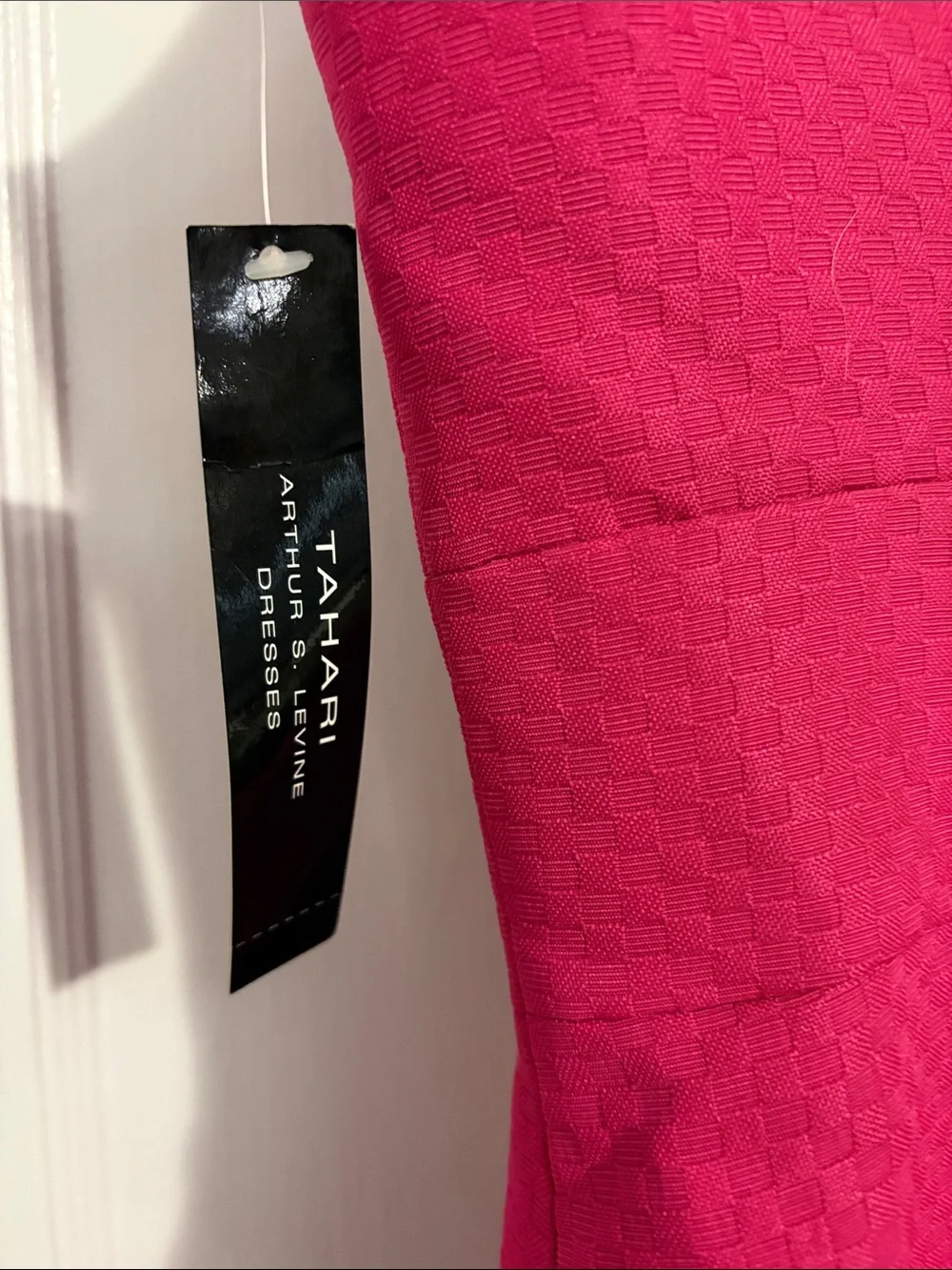 Tahari Arthur S. Levine Fuchsia Sleeveless Midi Sheath Dress with Gold Hardware